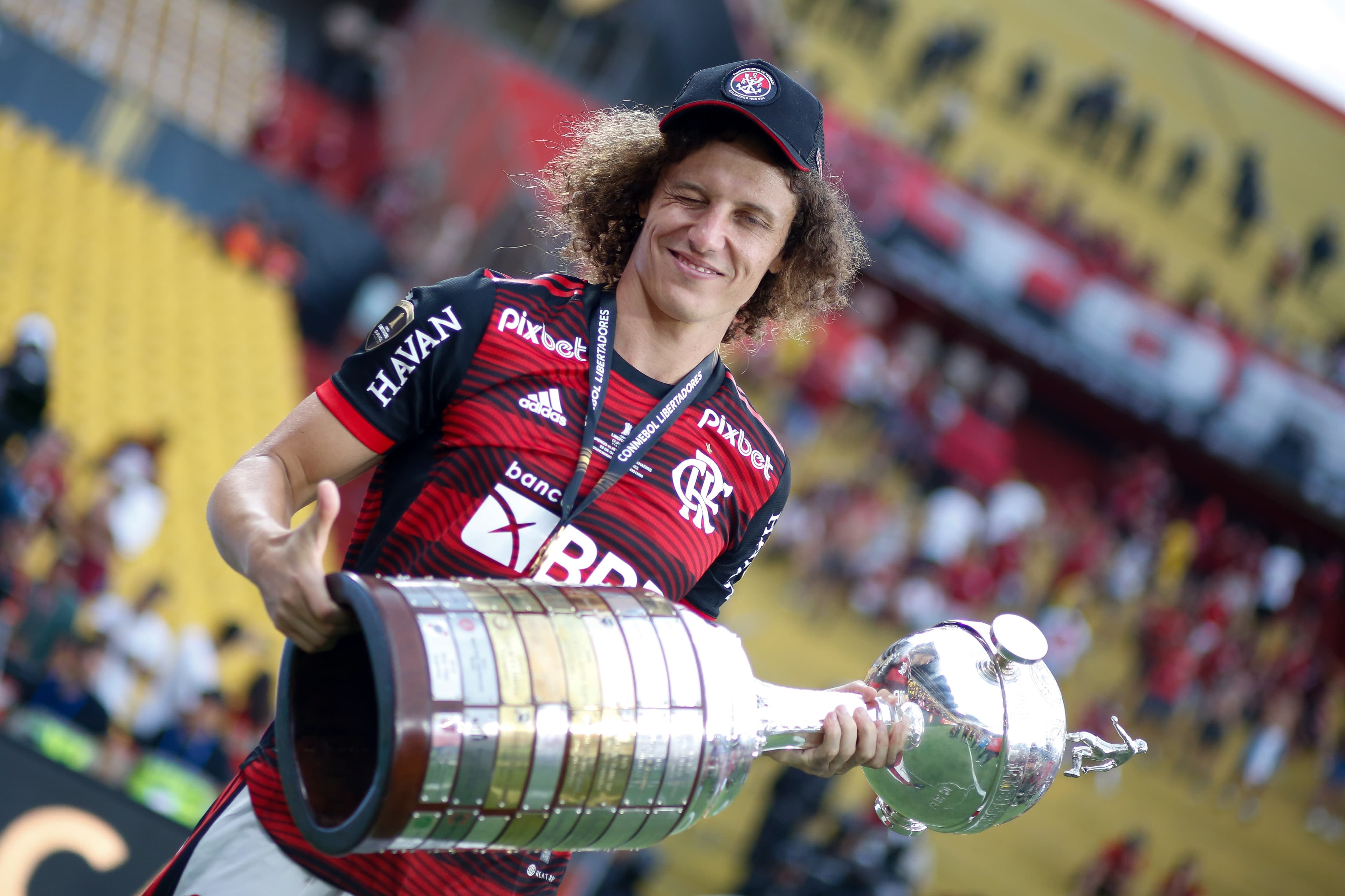 Flamengo não renova e David Luiz fica livre no mercado