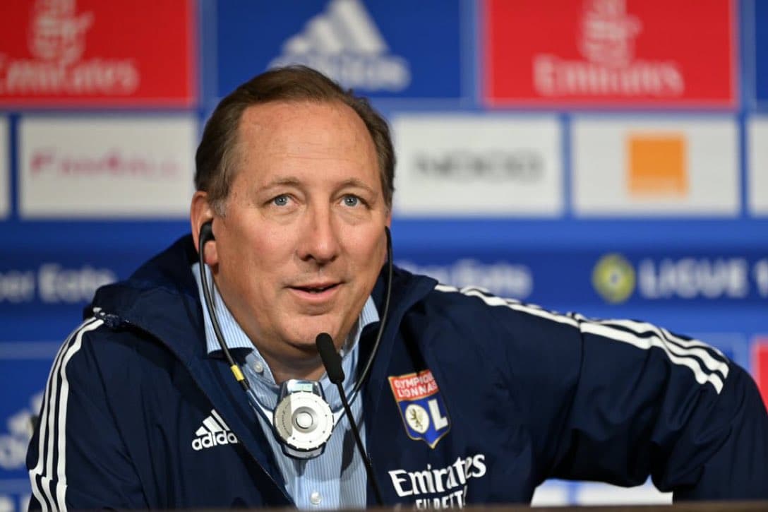 Textor renuncia comando ao do Lyon e vai ‘focar no Botafogo’