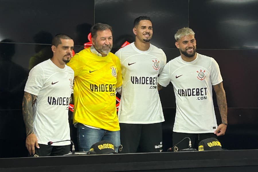 Corinthians anuncia o maior patrocínio máster da história do futebol brasileiro