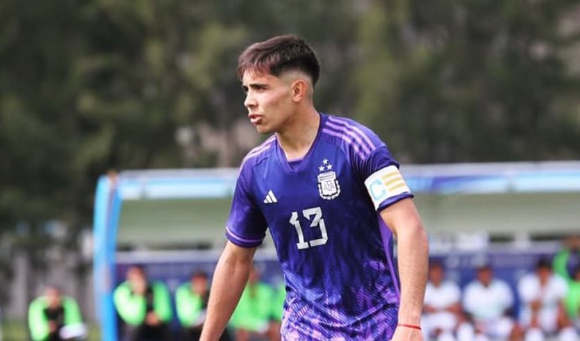 Relação com família Messi e promessa: conheça Sforza, na mira do Vasco