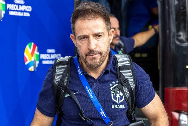 CBF demite Ramon Menezes da seleção sub-20