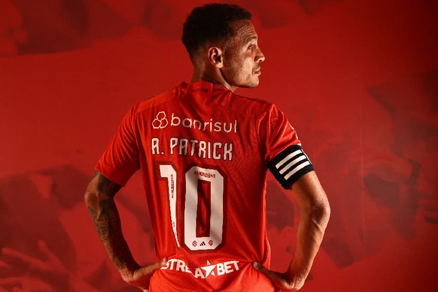 EXCLUSIVO: Alan Patrick, um dez em extinção, quer chegar à seleção