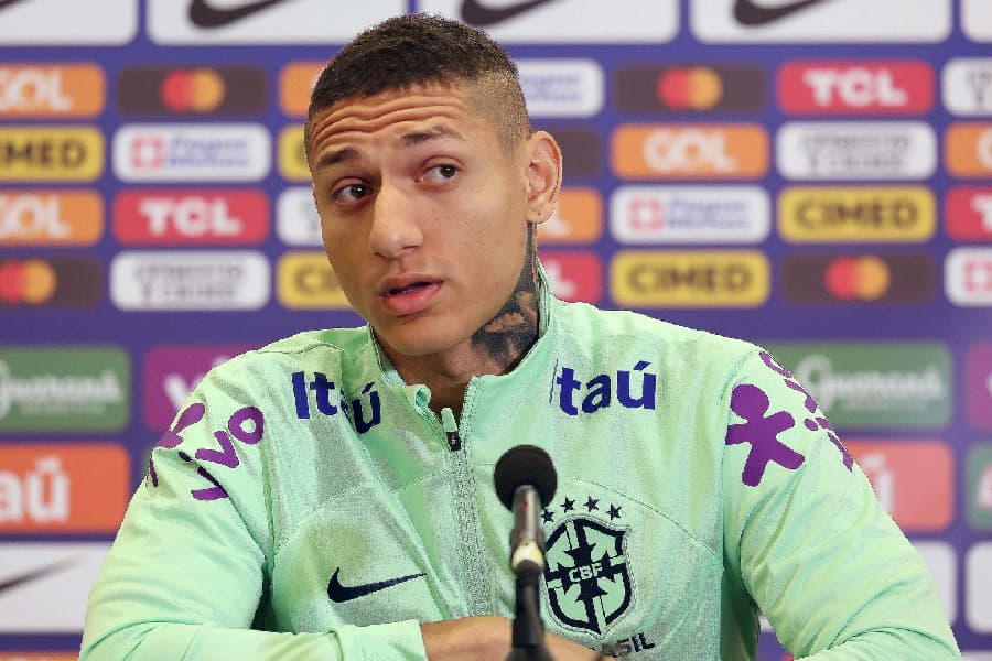 Richarlison diz que apoio psicológico salvou sua vida: ‘Estava no fundo do poço’