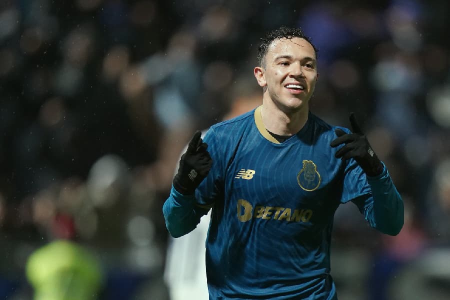 Pepê é convocado para a seleção de Dorival após lesão e corte de Casemiro