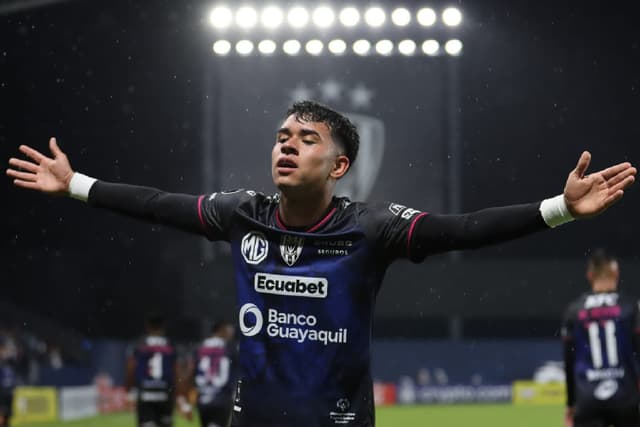 Kendry Páez: quem é o prodígio do Equador que fez gol no Palmeiras