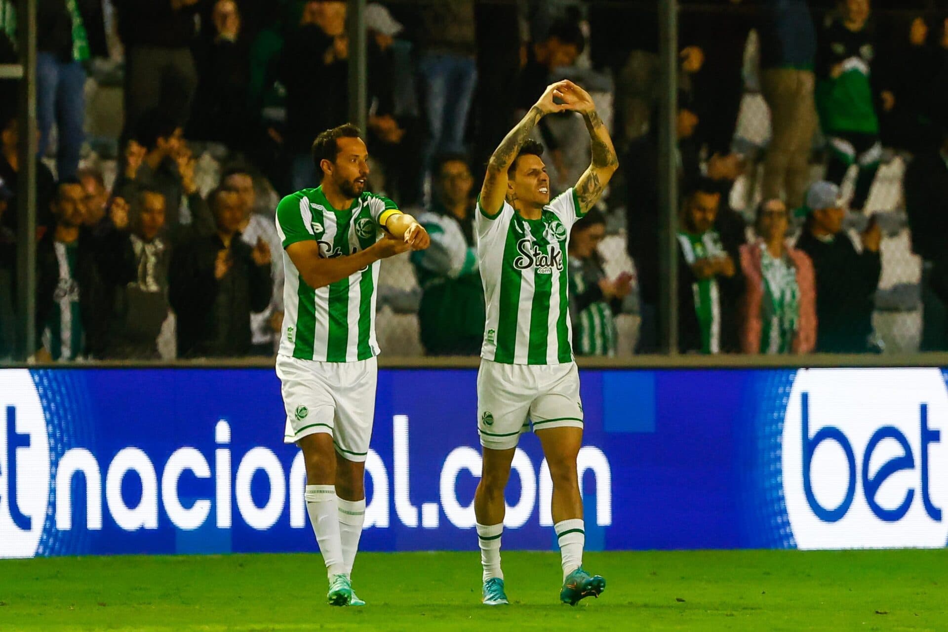 Com falha de Cássio, Corinthians perde para o Juventude em Caxias