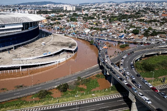 Competições da CBF terão apenas jogos de gaúchos adiados