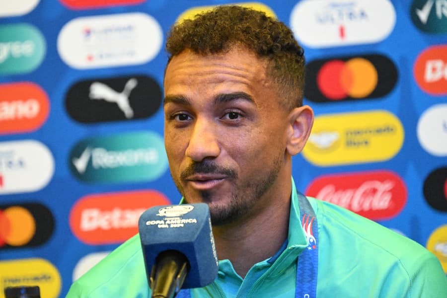 Danilo pede para Brasil ‘diminuir sorriso’ e não liga para jogo bonito