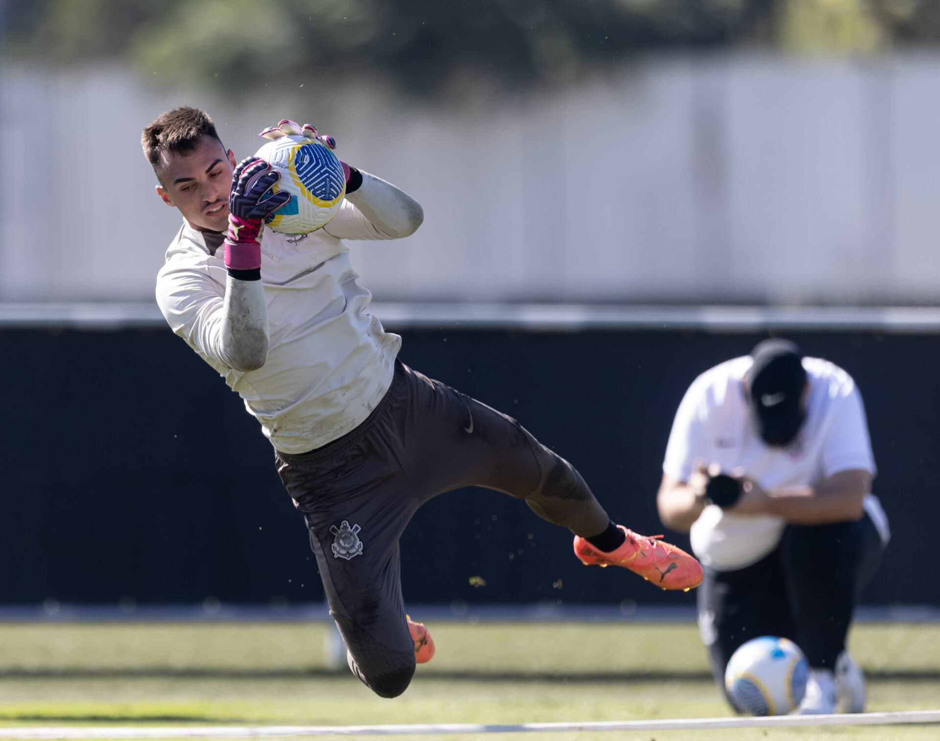 Inter x Corinthians: onde assistir ao jogo do Brasileirão nesta quarta