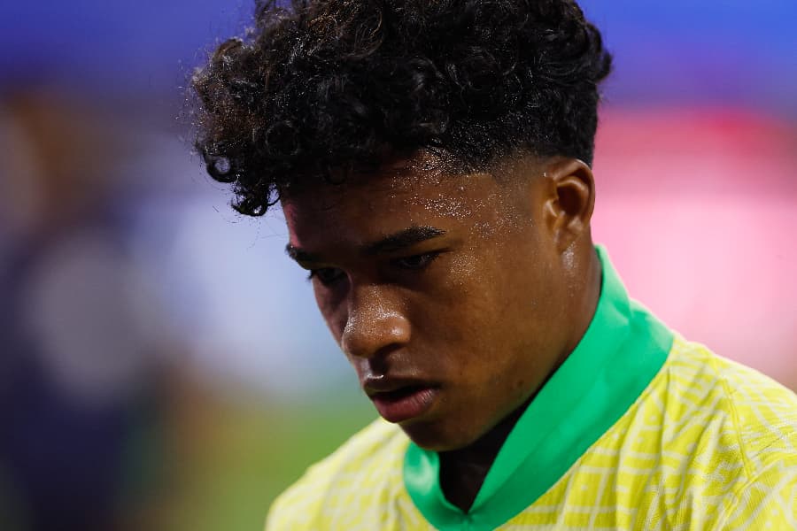 Esquecido, Endrick ainda vive Copa América só de Disneylândia