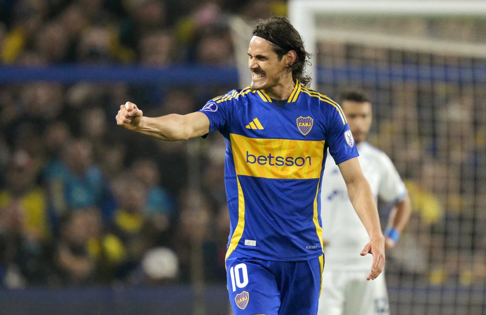 Cavani decide, e Boca faz lição de casa contra o Cruzeiro na Sula