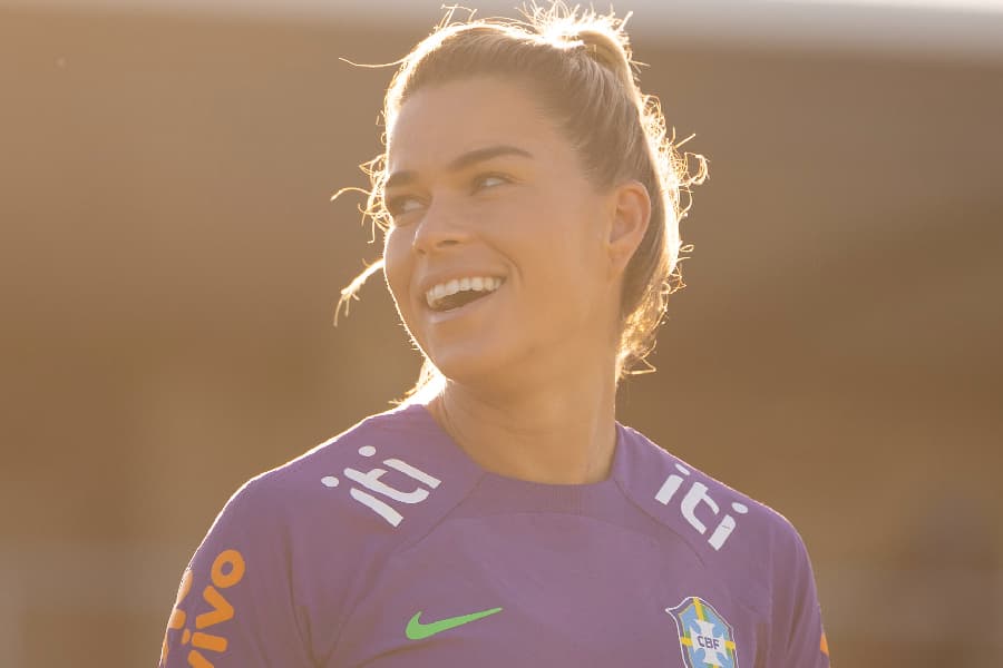 Tamires é cortada das Olimpíadas após lesão no tornozelo