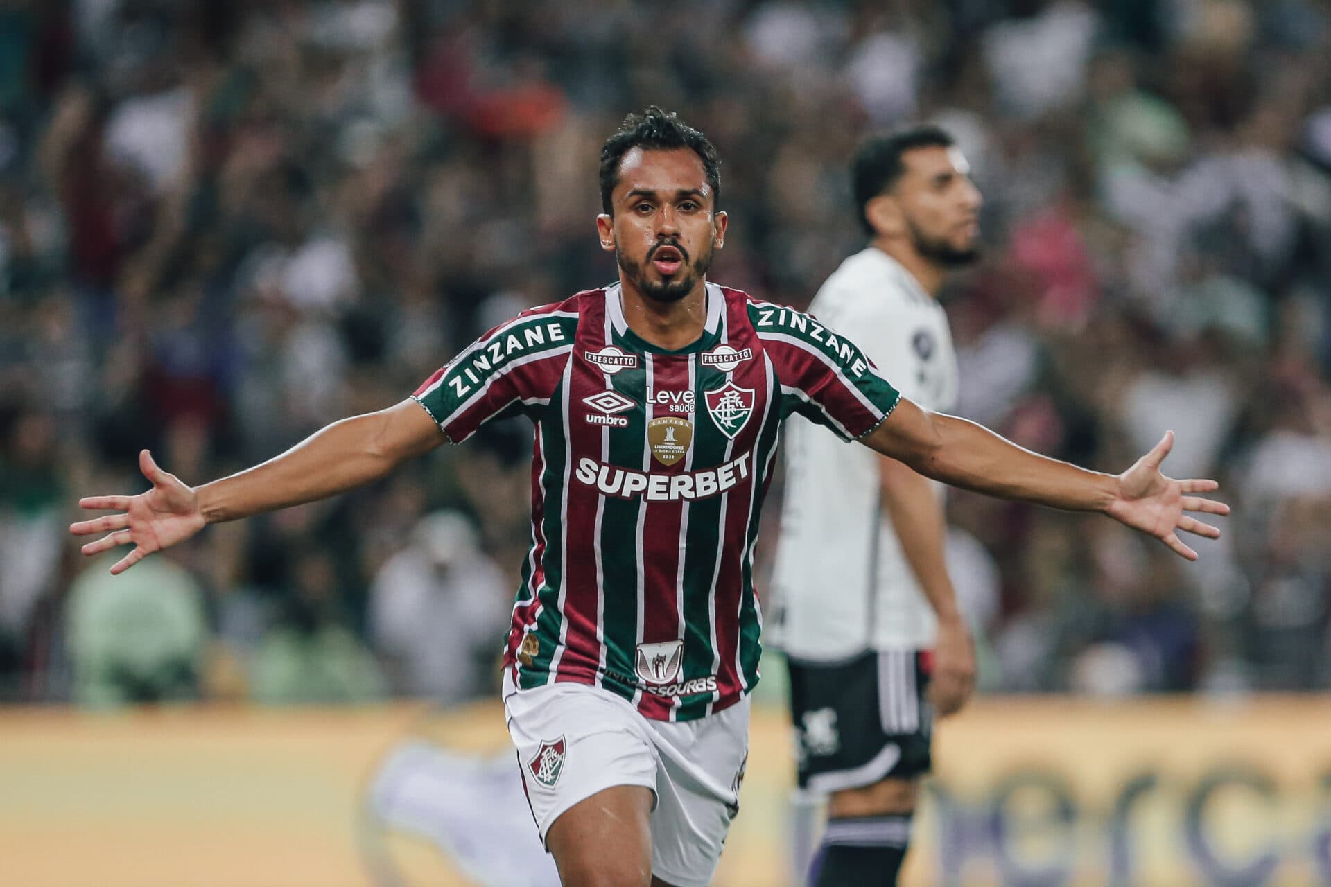 Fluminense larga na frente do Galo em confronto brasileiro da Libertadores
