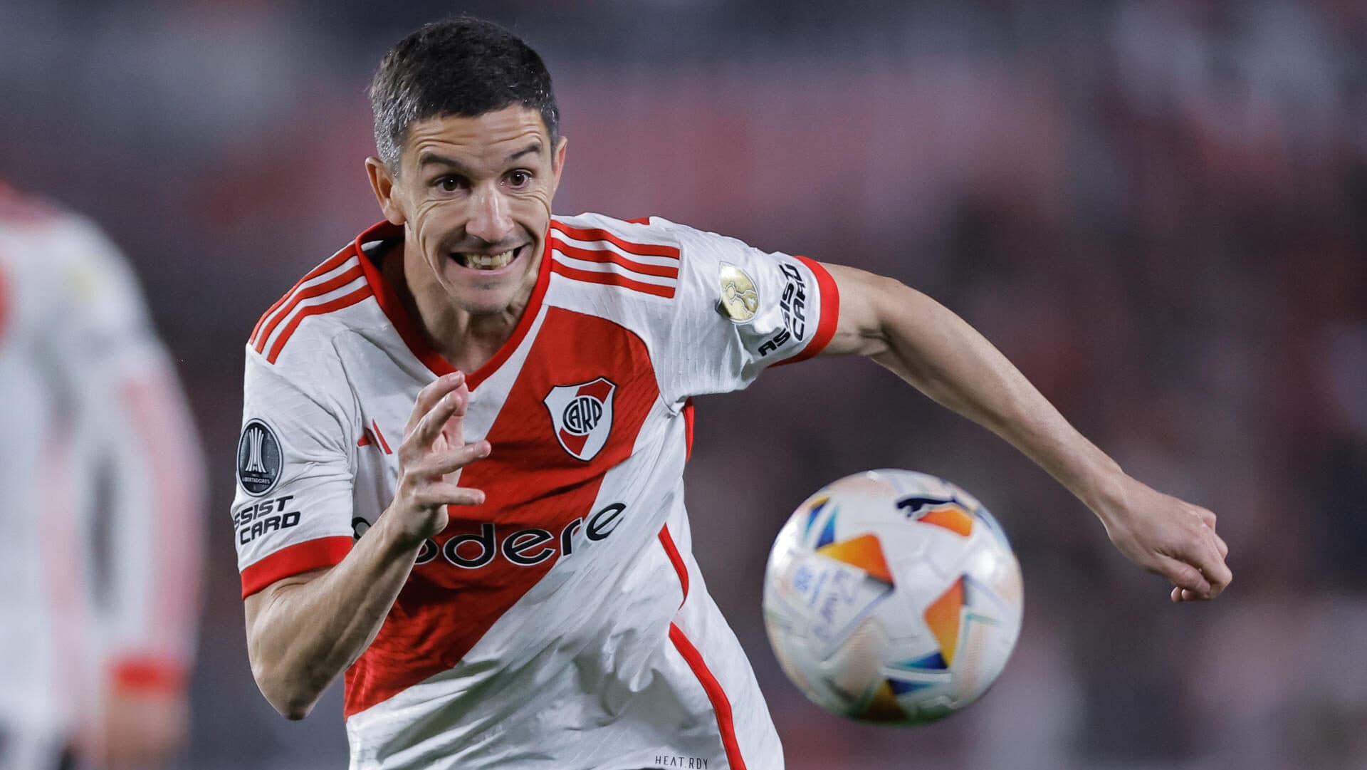 River empata com Colo-Colo e vai decidir classificação em casa