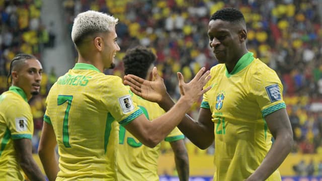 Como EA lida com o licenciamento no EA FC