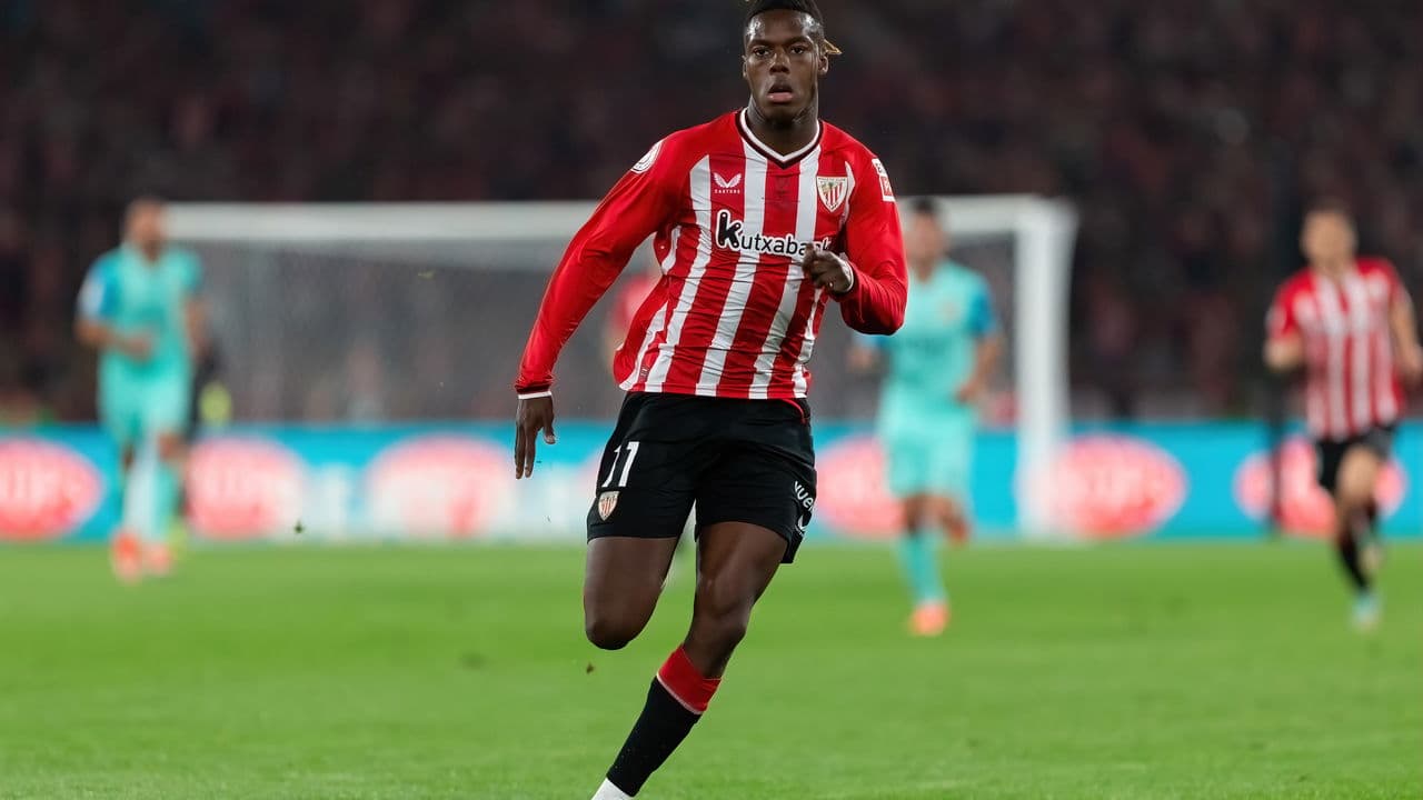 Nico Williams renova com Athletic Bilbao e frustra Bayern e Barça