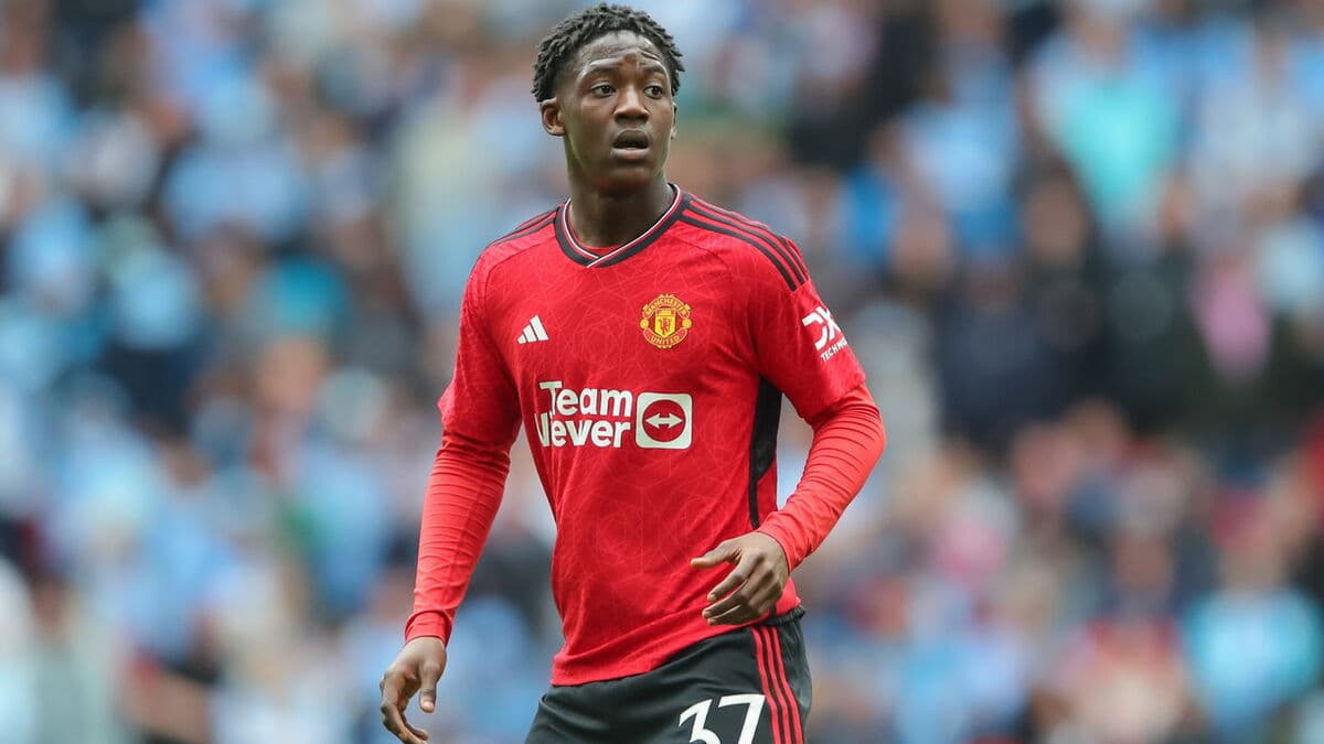 Manchester United está próximo de renovar com joia do elenco