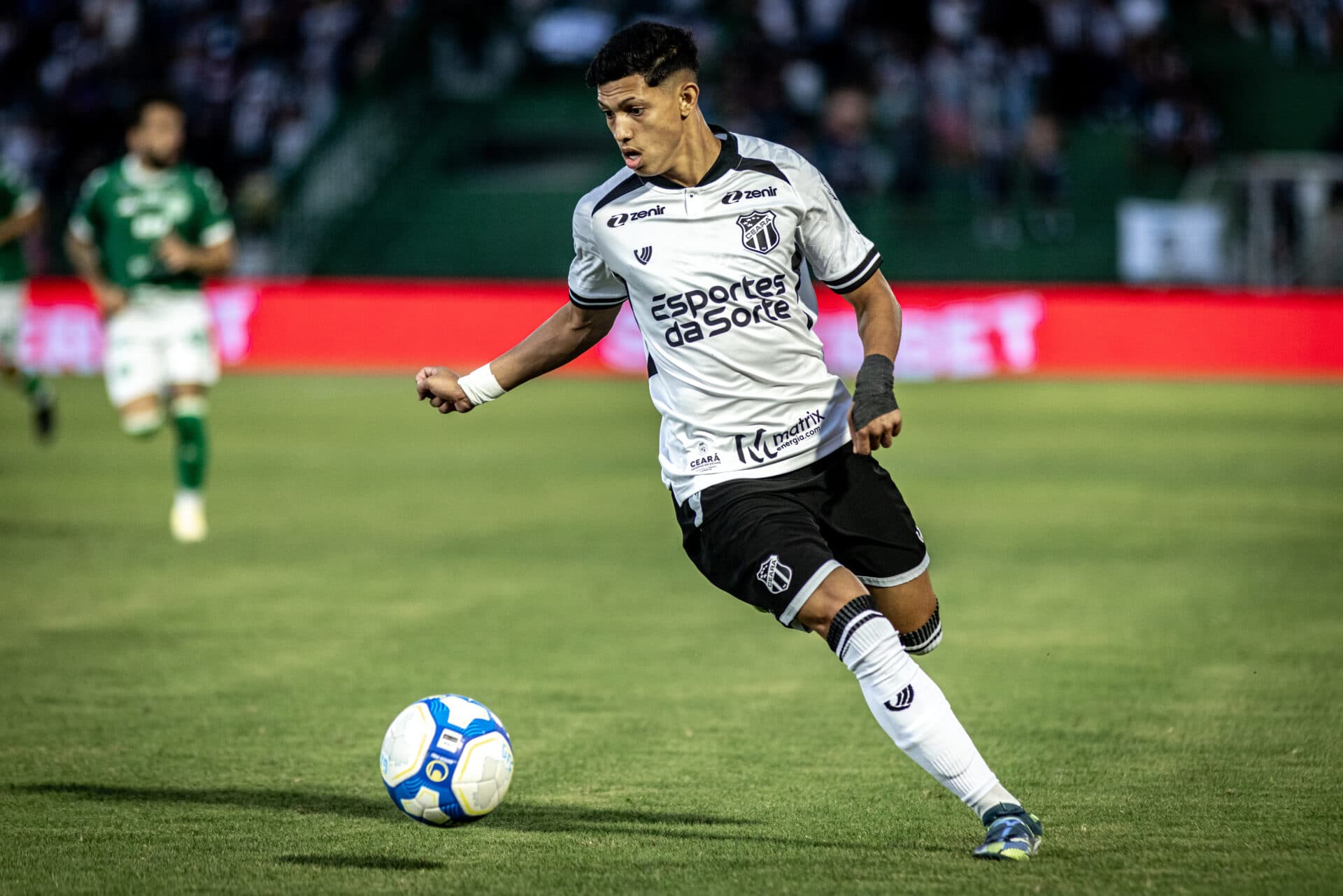 Bahia chega perto de Erick Pulga, do Ceará