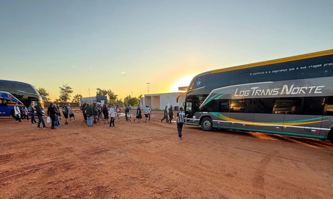 Barreiras policiais e mais: torcedores do Atlético viajam 57 horas para final da Libertadores