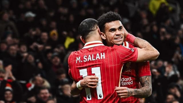 Salah rebate post e pede respeito a ex-colegas de Liverpool