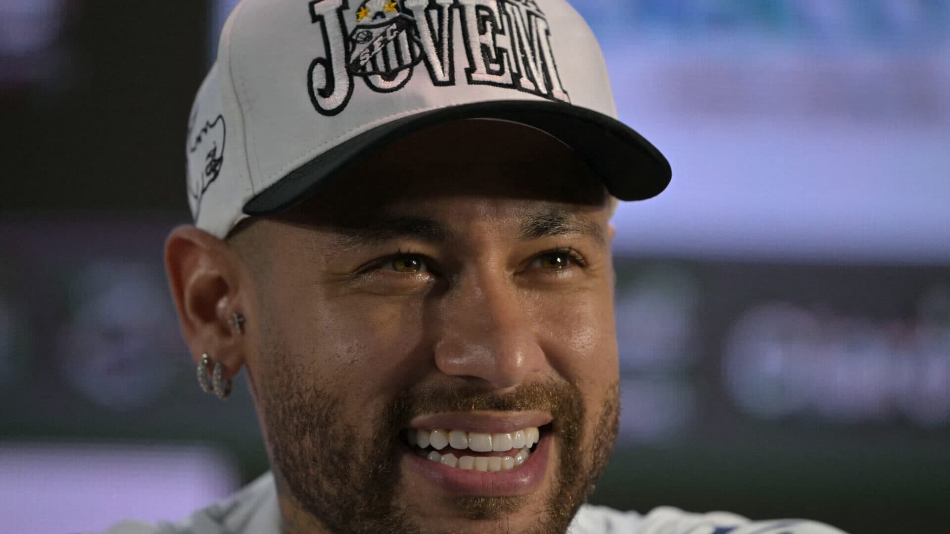 Neymar se emociona e revela surpresa com retorno: ‘Ainda não imaginava’