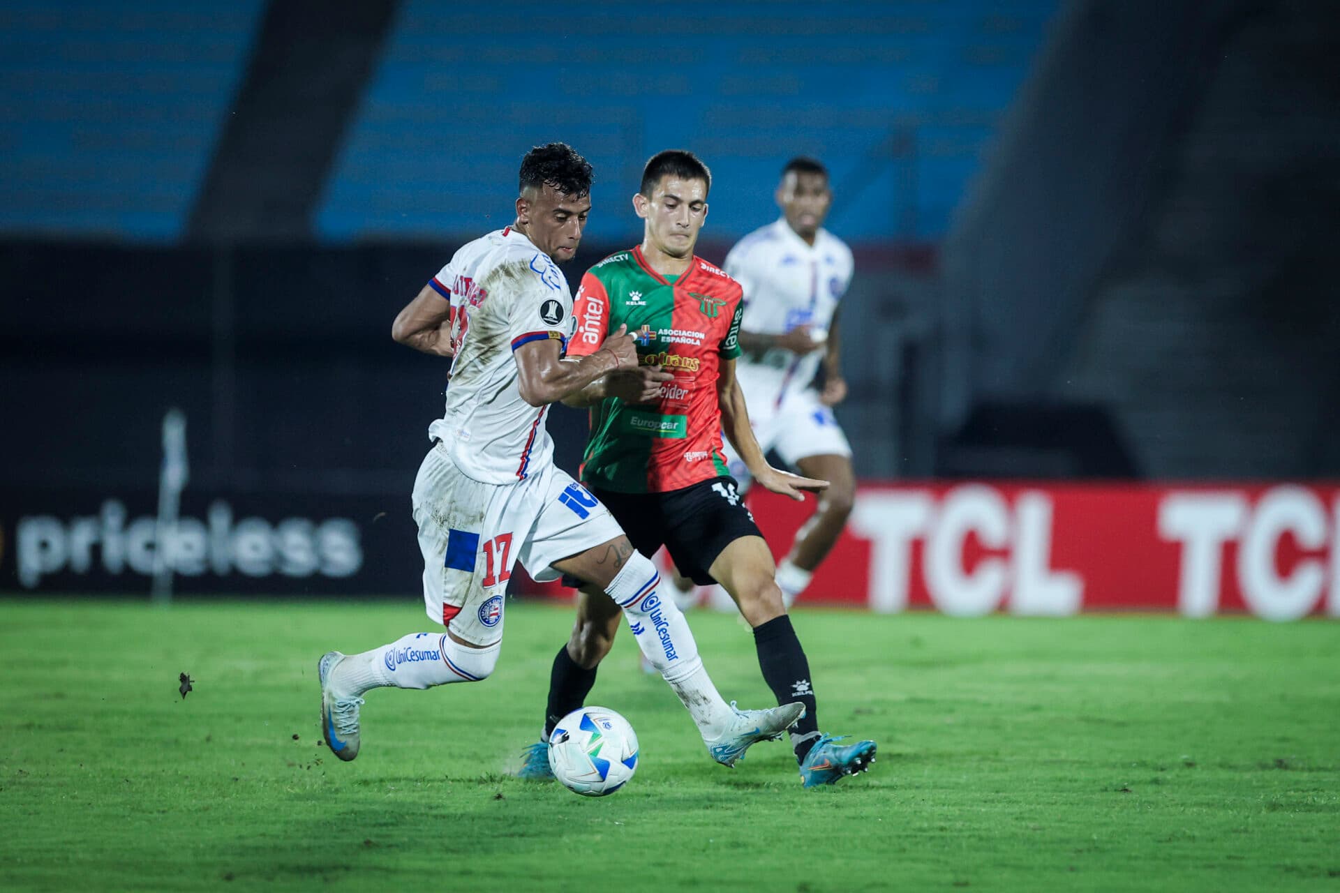 Bahia empata com Boston River pela Libertadores e leva decisão para casa