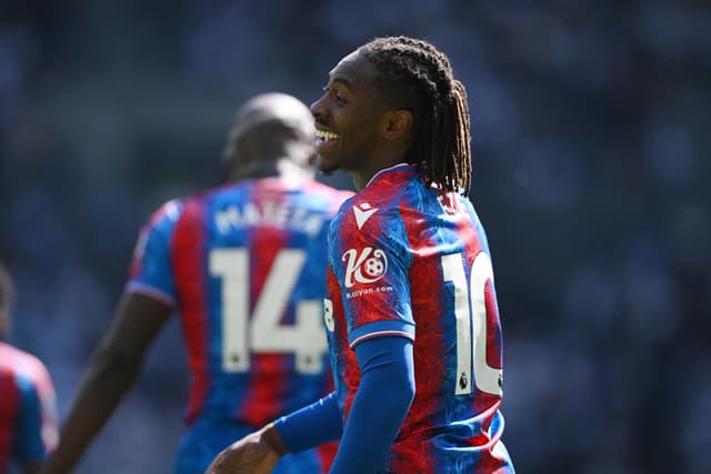 ⁠Quem é Eze, protagonista do maior ‘chapéu’ do mercado europeu