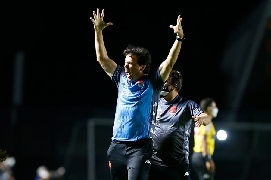 Estreia de Diniz: onde assistir a Lanús x Vasco pela Sul-Americana