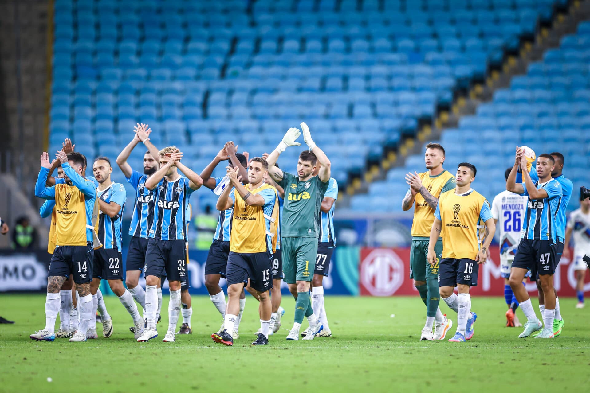 Grêmio tem gol anulado e amarga eliminação para o CSA dentro de casa