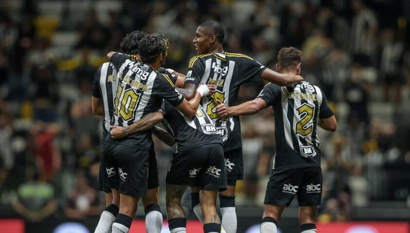 Atlético-MG atropela Maringá e avança na Copa do Brasil