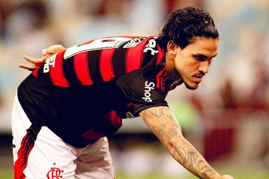 Flamengo vence Botafogo-PB e se classifica em jogo de seis gols