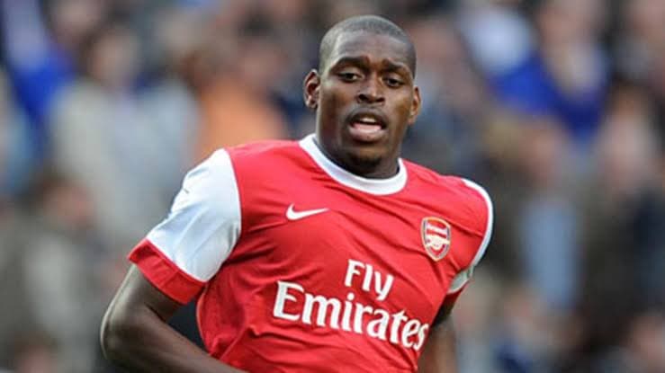 Ex-Arsenal se declara culpado por tráfico de drogas