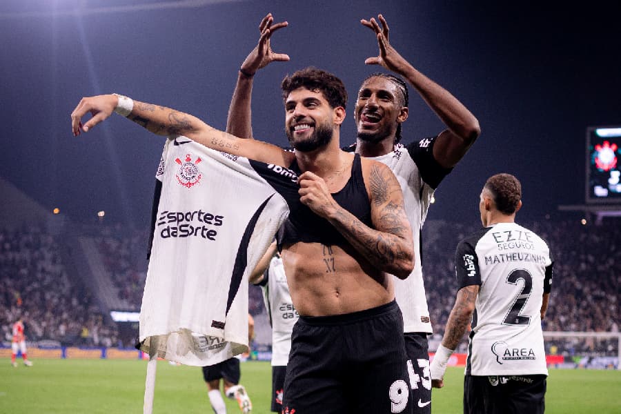 Yuri Alberto se isola como o maior artilheiro do Corinthians no século