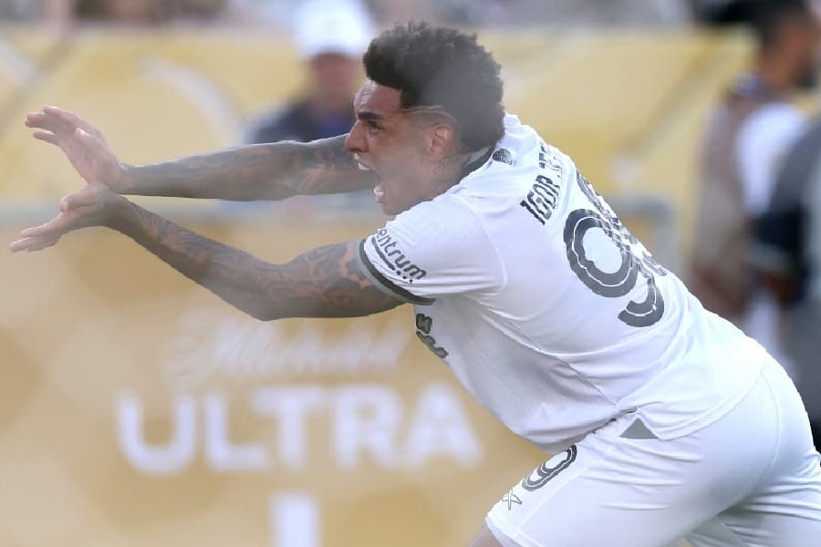 Brasileiros somam mais gols, mas não aparecem na artilharia