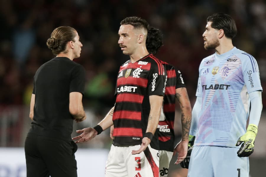 Defesa do Flamengo bate recorde no Brasileirão por pontos corridos