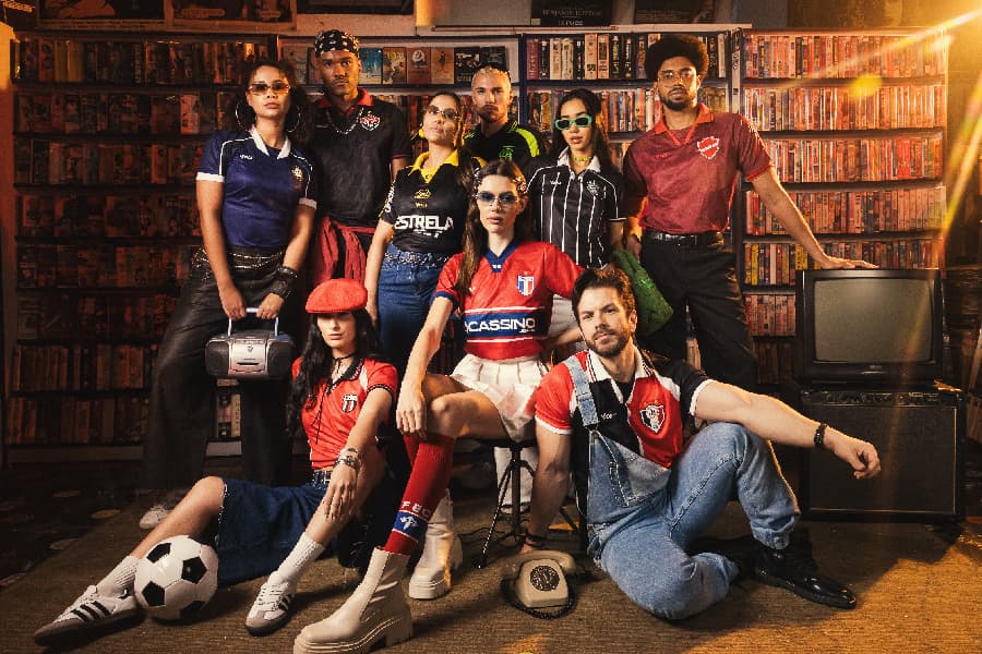 Fortaleza, Vitória e outros sete lançam camisas inspiradas nos anos 1990