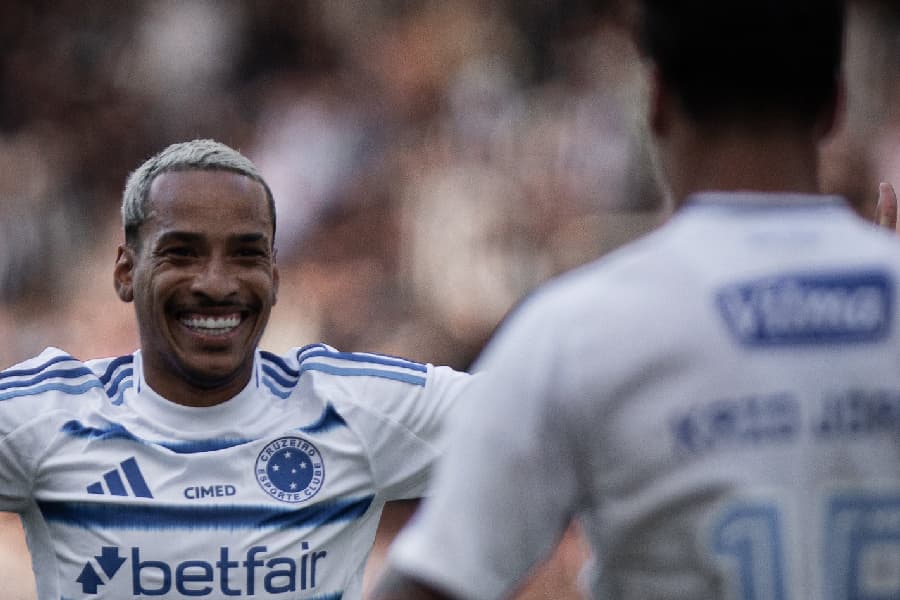 Cruzeiro cola no líder Flamengo: resumo e resultados da 18ª rodada