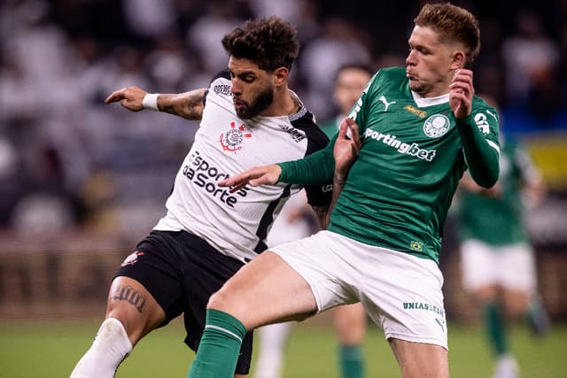 Por que clássicos de futebol são chamados de Dérbi?