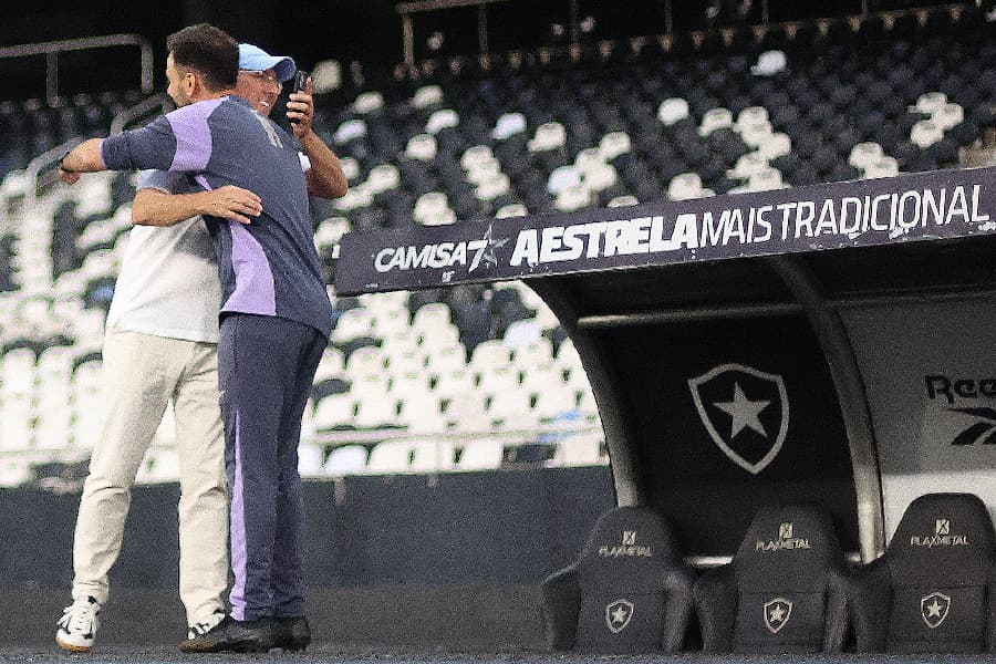 Botafogo paga caro por erros na temporada; veja lista