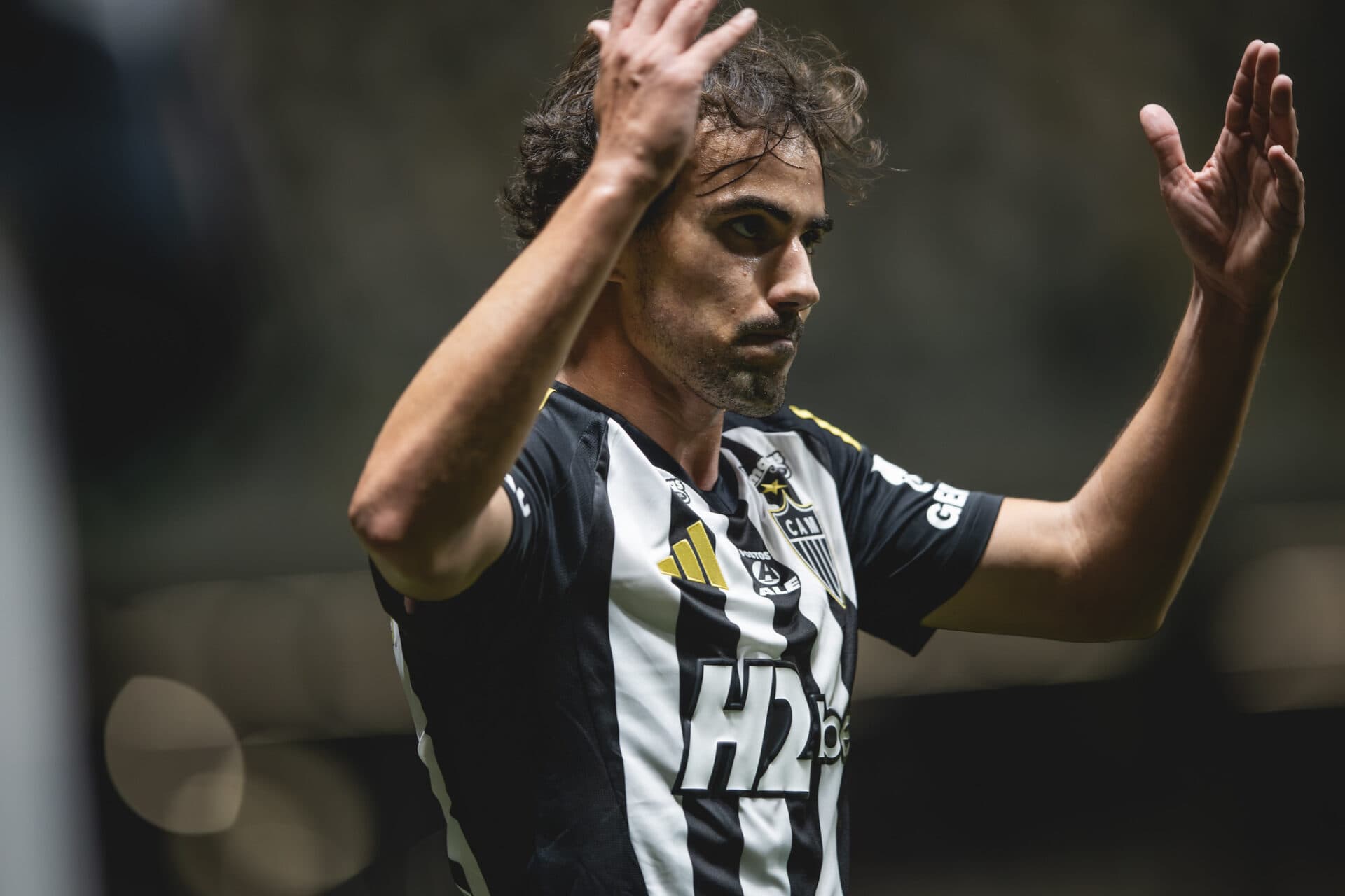 Atlético-MG acerta a trave duas vezes, para em Jandrei e só empata com o Juventude