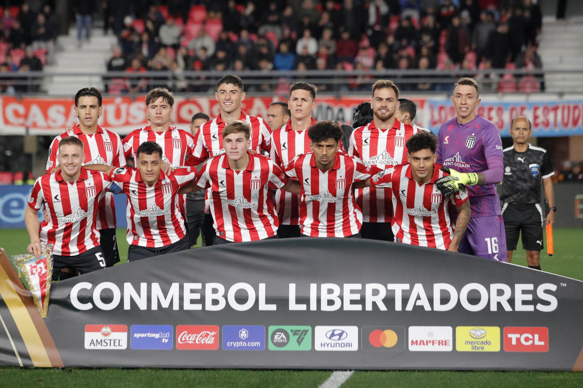 Por que o Estudiantes não é considerado um grande na Argentina?