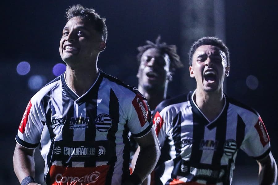 Athletic aproveita gol contra, vence Botafogo-SP e respira na Série B