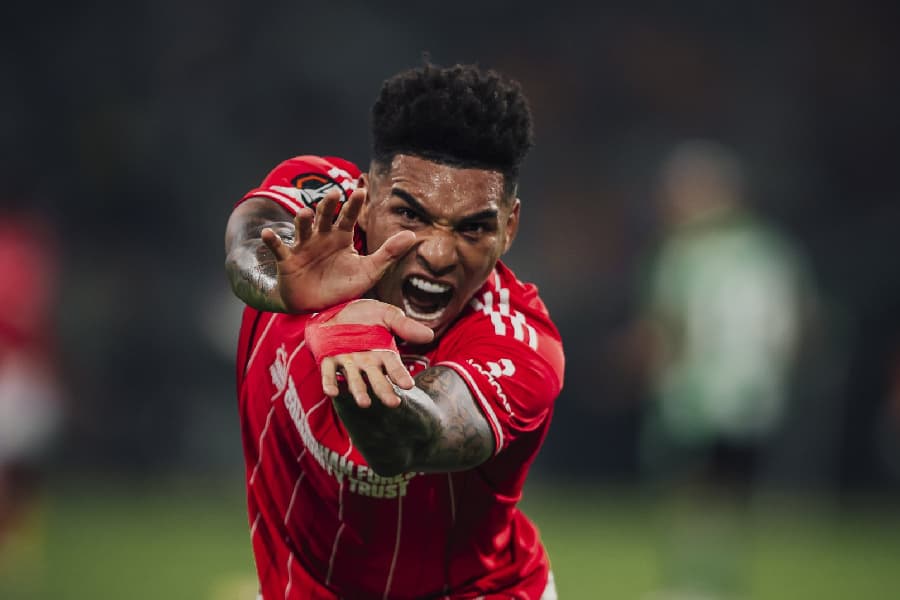 Igor Jesus tem início artilheiro no Forest e entra em lista com Martinelli e Rashford