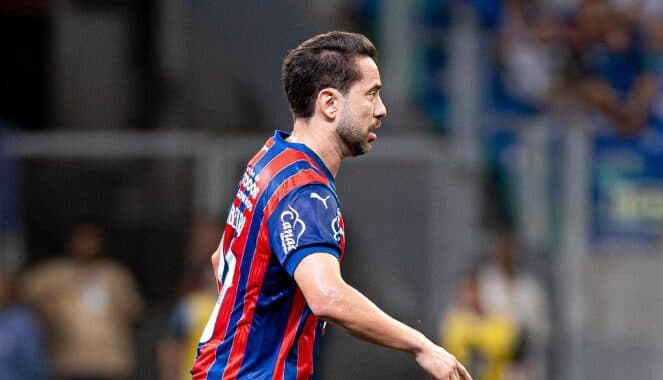 Éverton Ribeiro revela remoção de câncer na tireoide