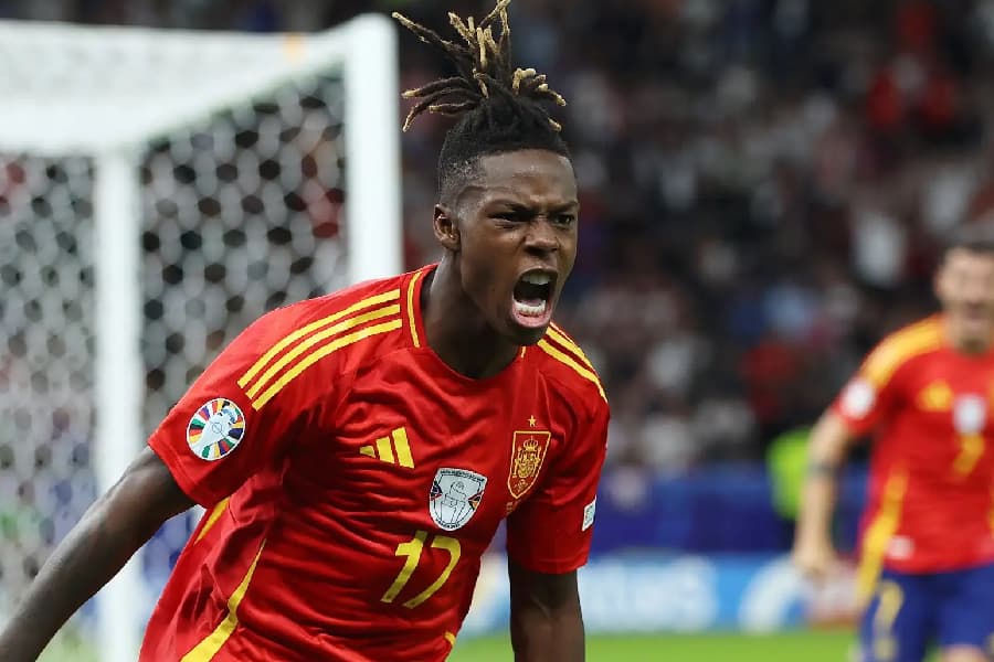 Merino comanda, Espanha goleia Bulgária e se aproxima da Copa de 2026