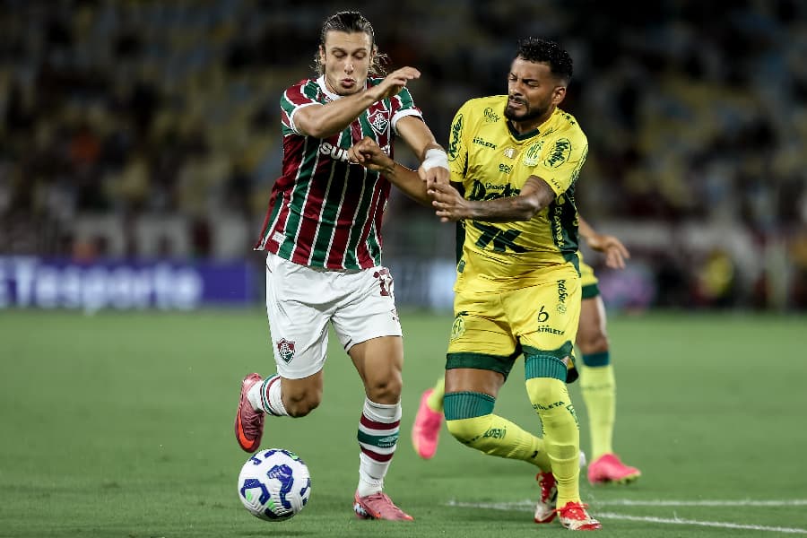 Fluminense supera Mirassol com gol de Serna e se aproxima da Libertadores