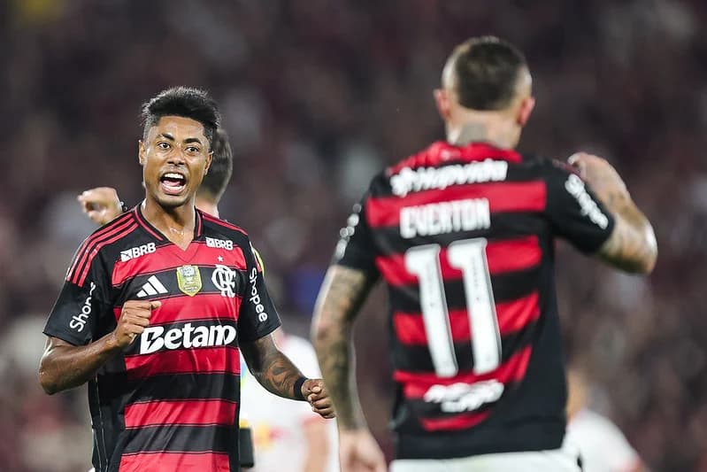 Flamengo chega a 87% de chance de título após empate do Palmeiras
