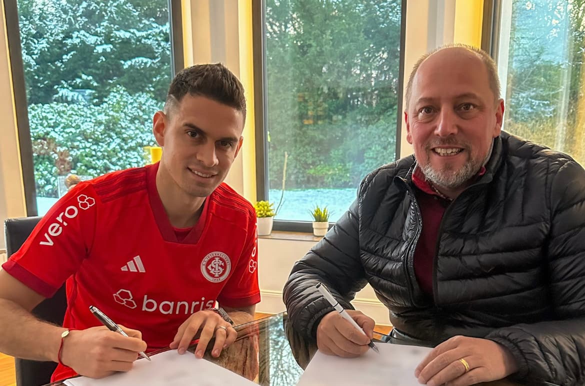 Por que o Inter anunciou Borré, mas ainda não definiu a data de chegada