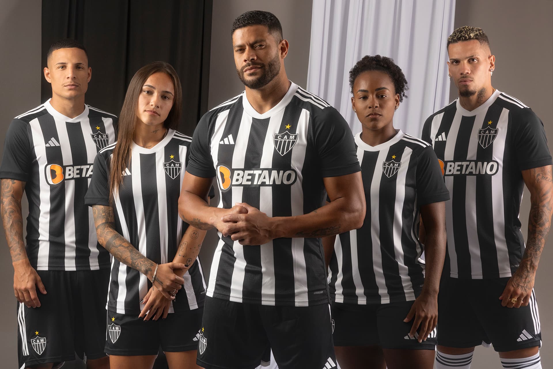 Atlético-MG lança nova camisa no dia do aniversário de 116 anos