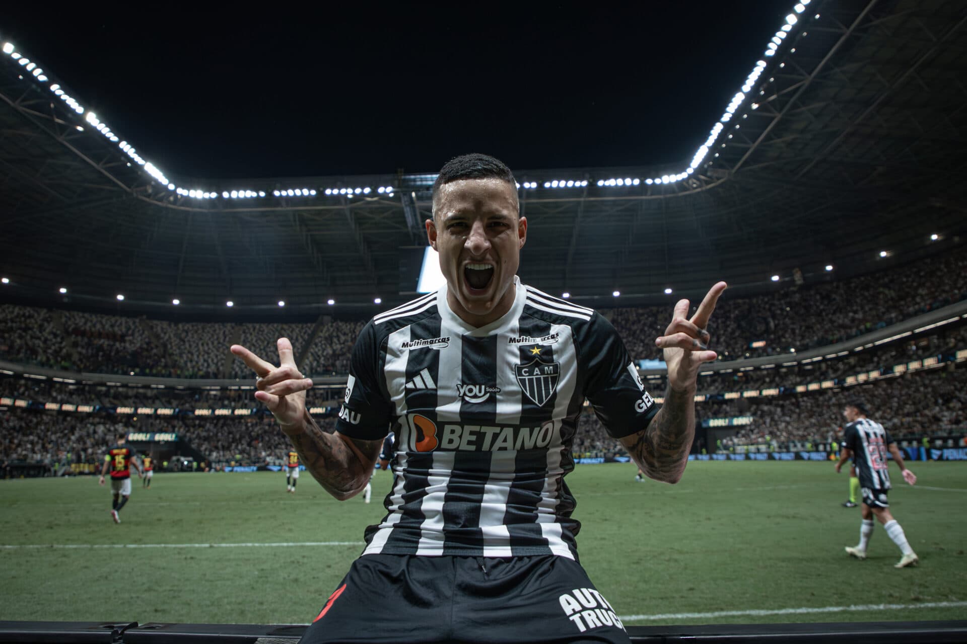Galo domina Sport e constrói boa vantagem para a volta pela Copa do Brasil